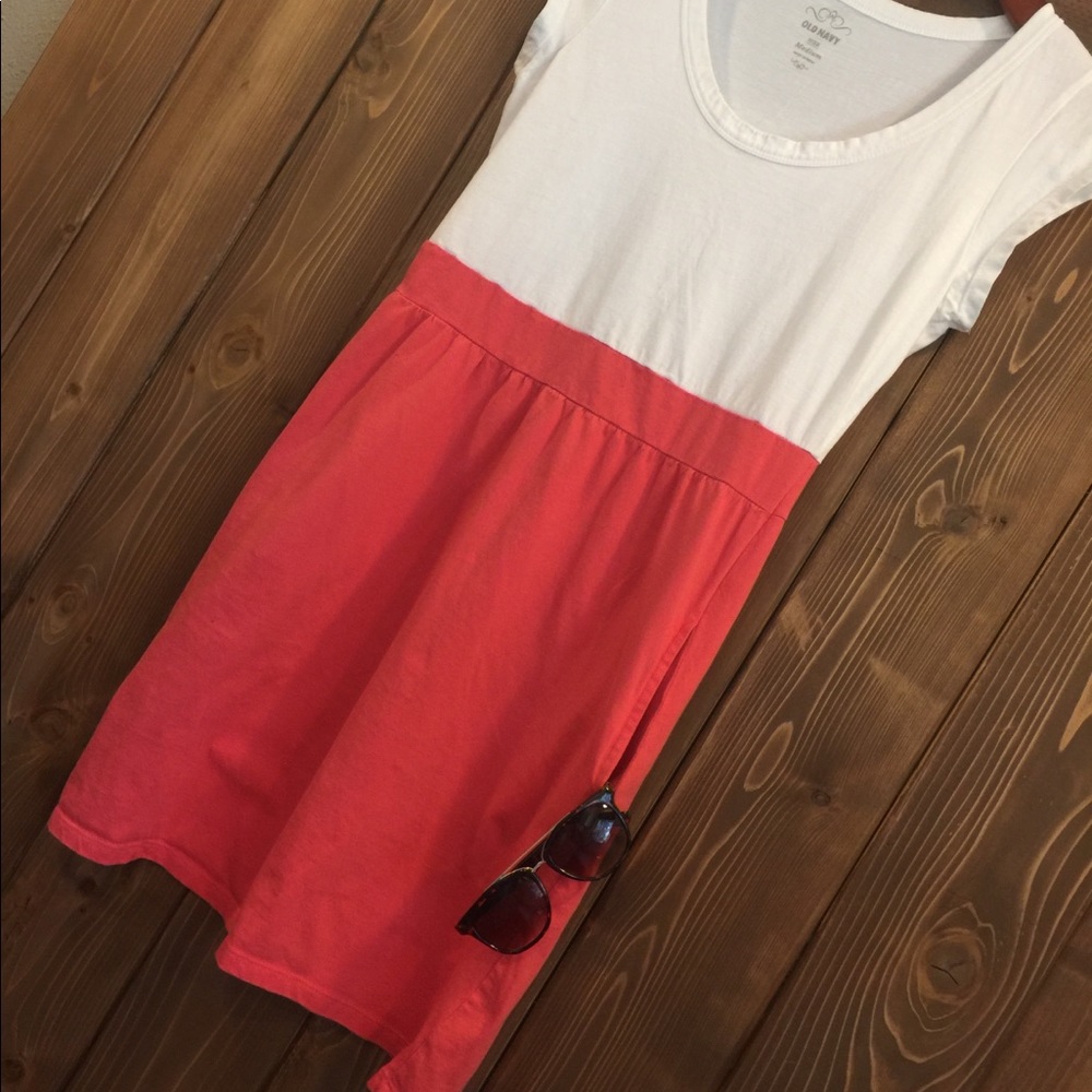 Old Navy Dress with POCKETS